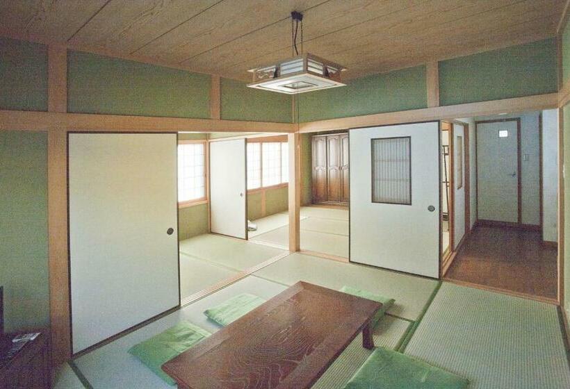 Дом 3 Спальни, Dormitory Sandanya Guest House