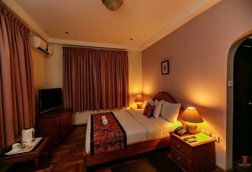 스탠다드 룸, Mahogany Lodge, Cantonments