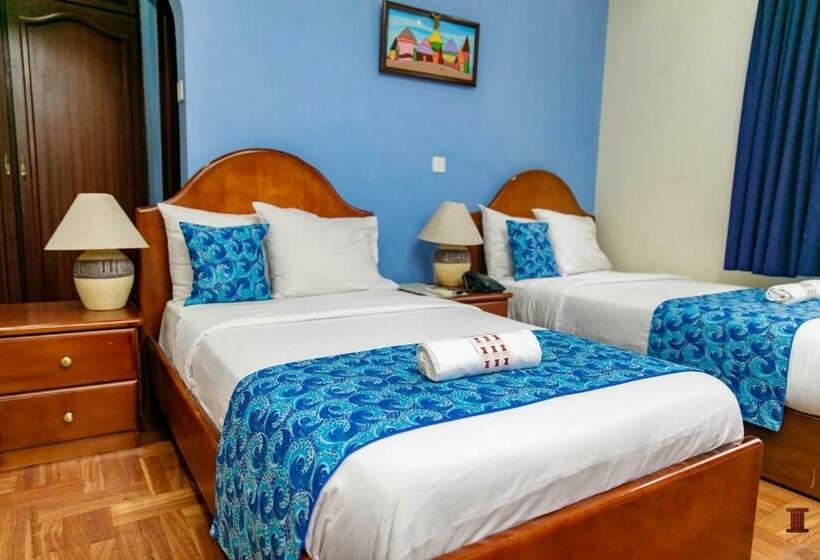이그제큐티브 룸, Mahogany Lodge, Cantonments
