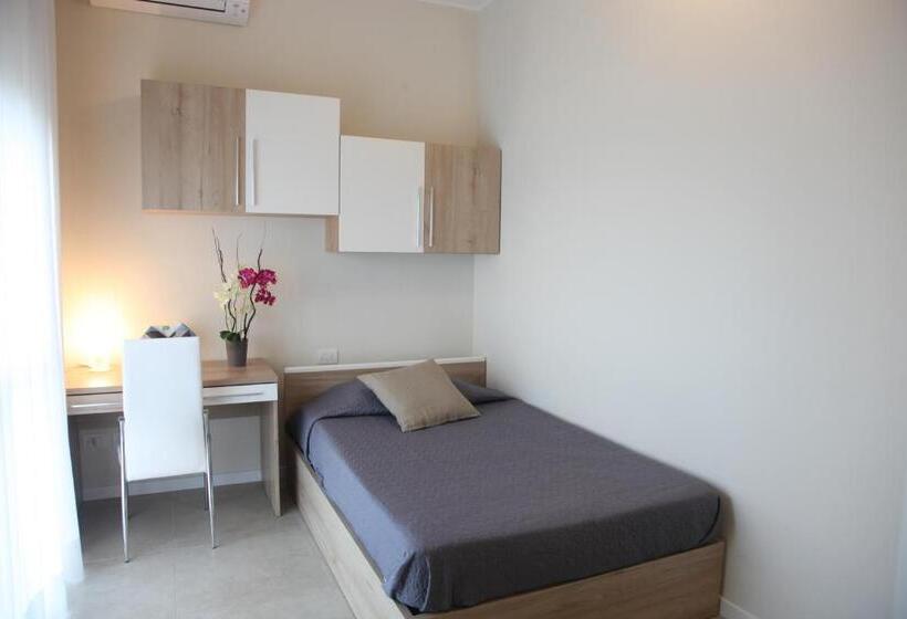 带3个卧室的公寓, Residenze Italia