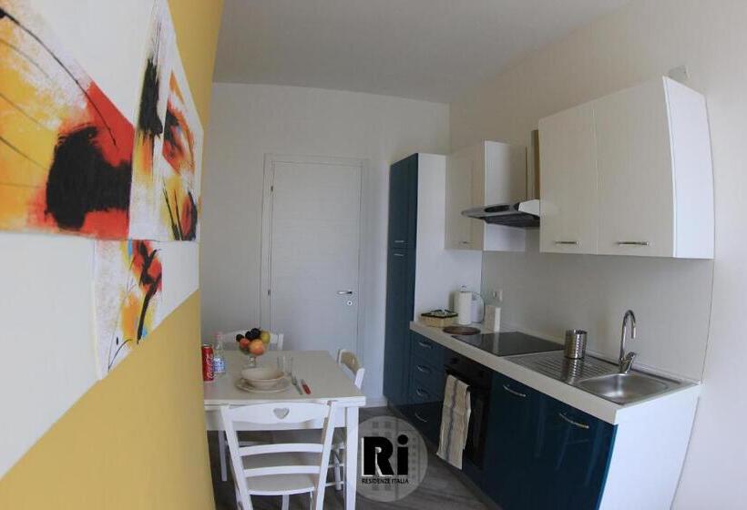 带3个卧室的公寓, Residenze Italia