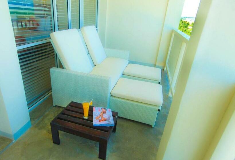 Люкс Повышенной Комфортности, Beacon Beach Hotel Negombo
