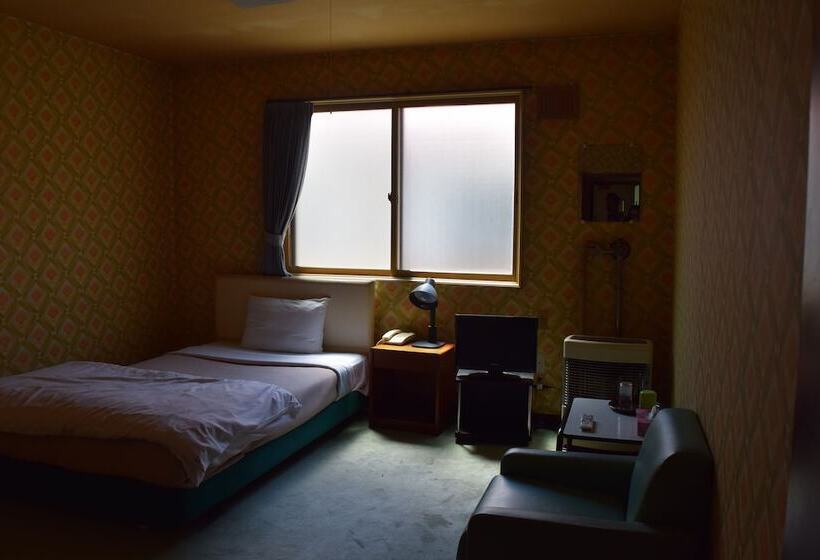 标准单人间, Business Hotel Koraku