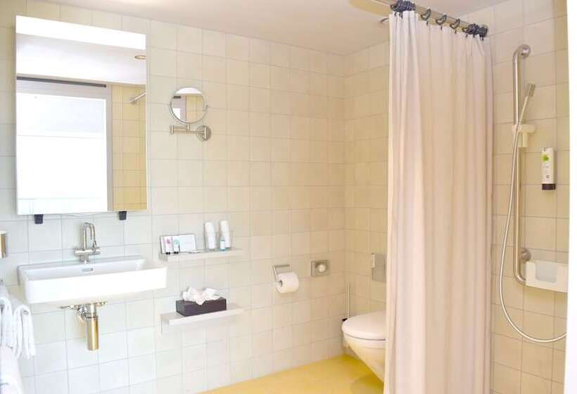 إستوديو قياسى, Placid Hotel Design & Lifestyle Zurich