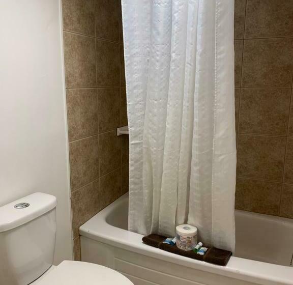 Номер Стандарт, Westport Inn