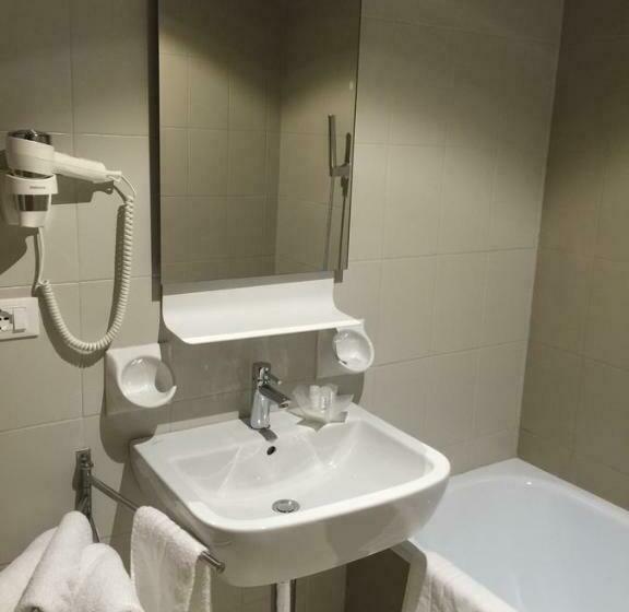 اتاق استاندارد سه نفره, Locanda Al Volo Tommaseo