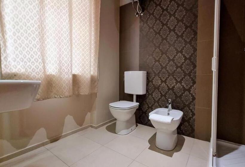 اتاق لوکس, Locanda Al Volo Tommaseo