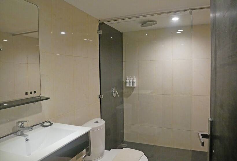 수피리어 룸, Swiss Belhotel Makassar