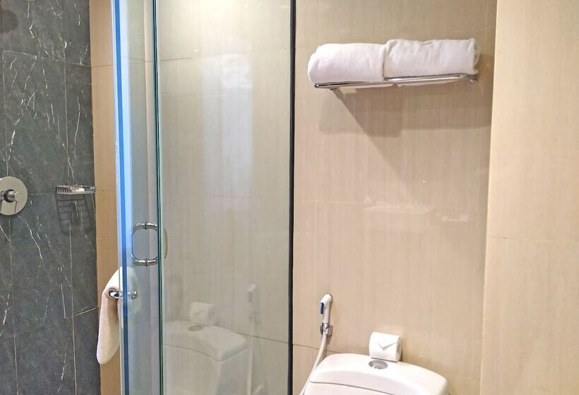 스탠다드 룸, Swiss Belhotel Makassar