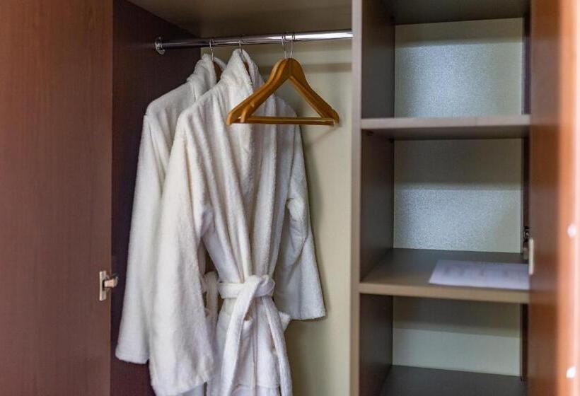 Standardzimmer (behindertengerecht), A5