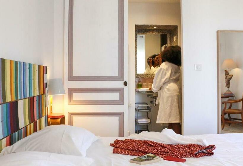 غرفة قياسية مزوَّدة بشُرفة, B&b Villa Du Roc Fleuri