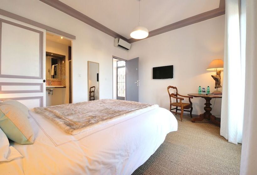 غرفة قياسية مزوَّدة بشُرفة, B&b Villa Du Roc Fleuri