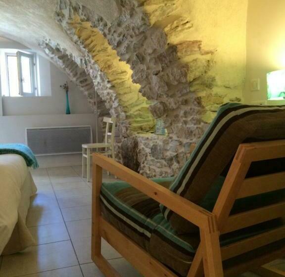 غرفة قياسية, Chambre D Hôtes La Font