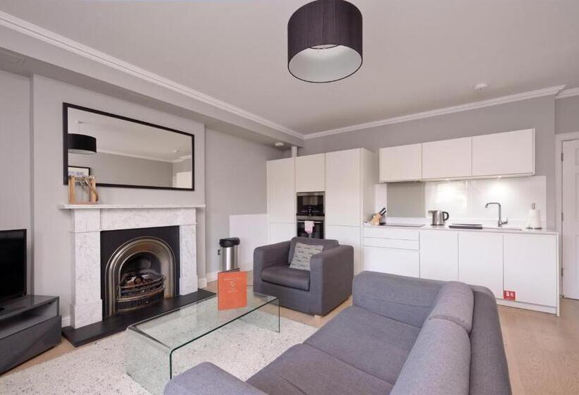 Apartamento Superior 2 Dormitórios, Destiny Scotland   Hill Street Apartments