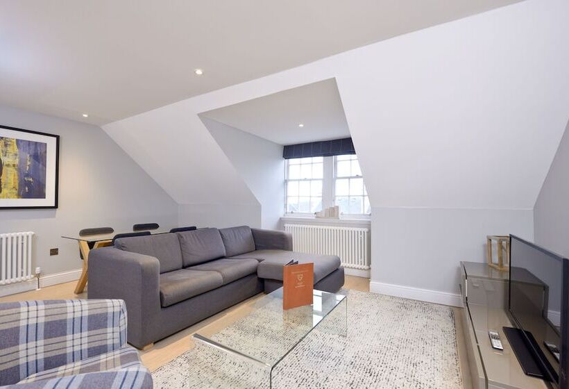 Apartamento 2 Dormitórios, Destiny Scotland   Hill Street Apartments