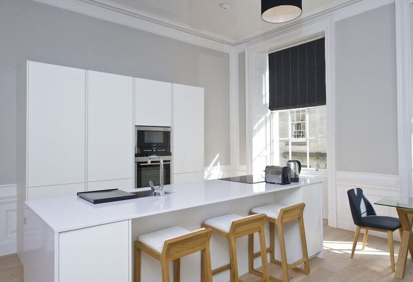 Apartamento Superior 2 Dormitórios, Destiny Scotland   Hill Street Apartments