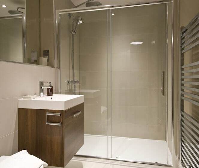 Apartamento 2 Dormitórios, Destiny Scotland   Hill Street Apartments