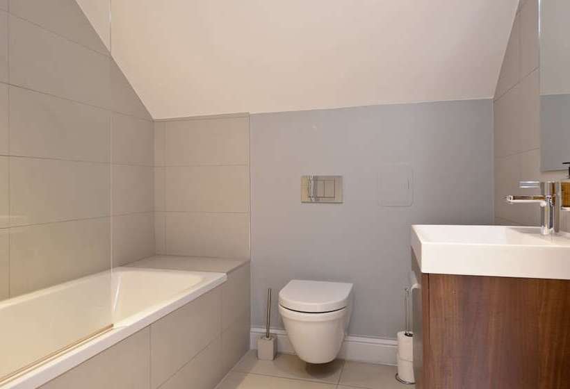 Apartamento 2 Dormitórios, Destiny Scotland   Hill Street Apartments