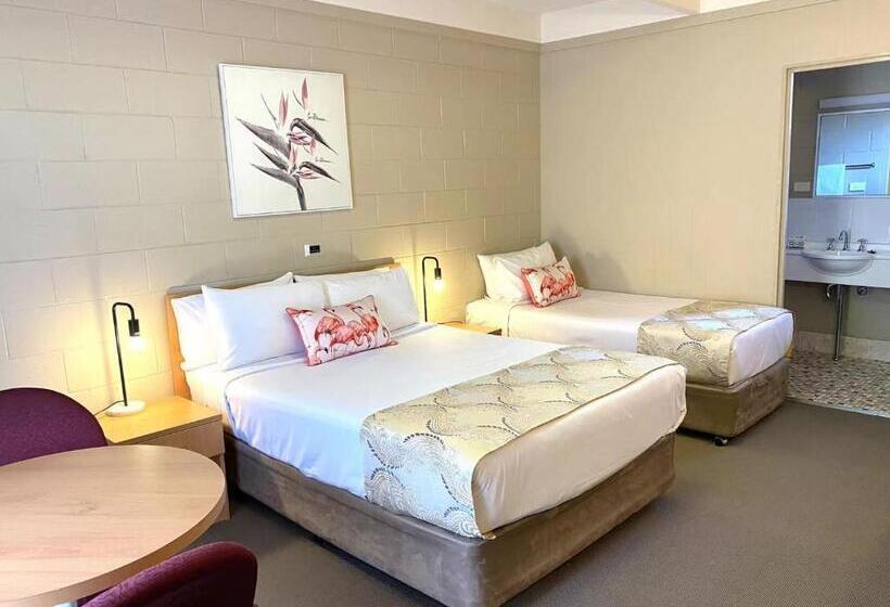 디럭스 트리플 룸, Apollo Motel Parkes