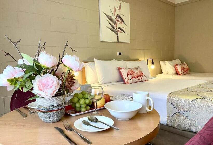 디럭스 트리플 룸, Apollo Motel Parkes