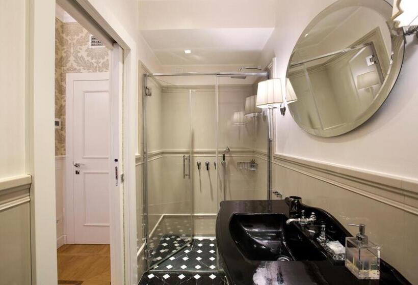 اتاق راحتی, Luxury Duomo Rooms