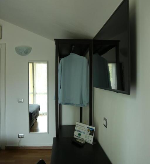 اتاق لوکس با بالکن, B&b Villa Milano By Rhospitality It