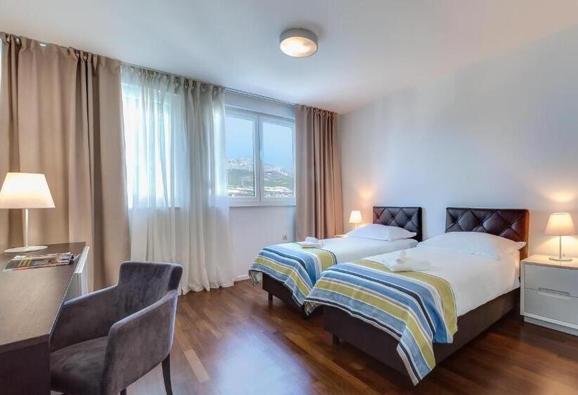 带3个卧室的豪华公寓, Bb Residence