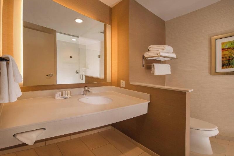 Стандартный Номер Кровать Кинг, Fairfield Inn & Suites By Marriott Altoona