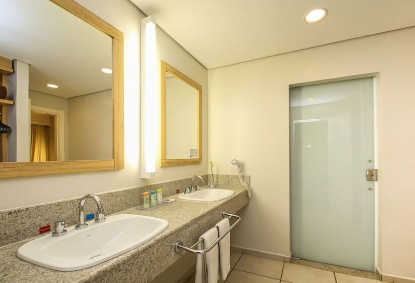 Люкс Повышенной Комфортности, Rio Quente Cristal Resorts