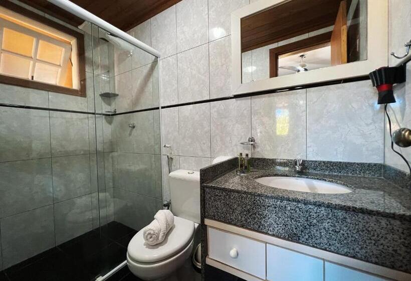 Quarto Estandar, Pousada Lua Cheia