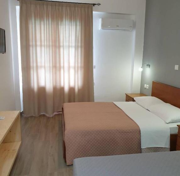 海景标准带阳台一室公寓, Apart Hotel Llazari