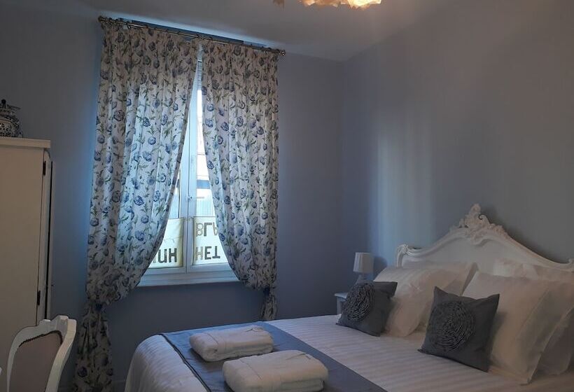 اتاق لوکس, La Maison Bleue De Roubaix