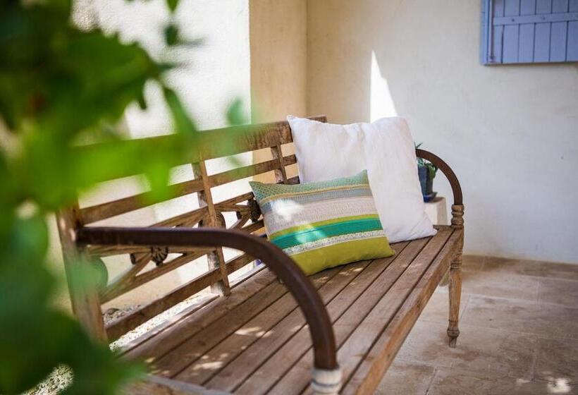 套房带园景, Sous Les Platanes B&b