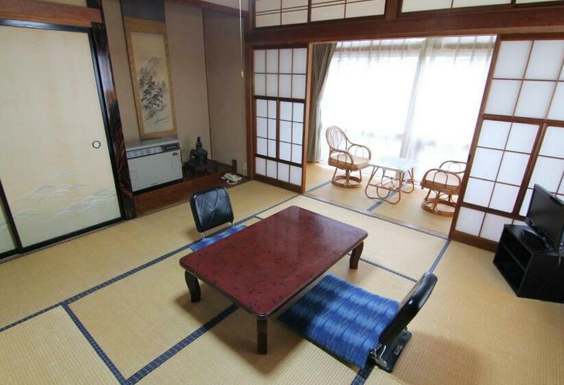 Семейный Номер Совместный Санузел, Yamadaya Ryokan