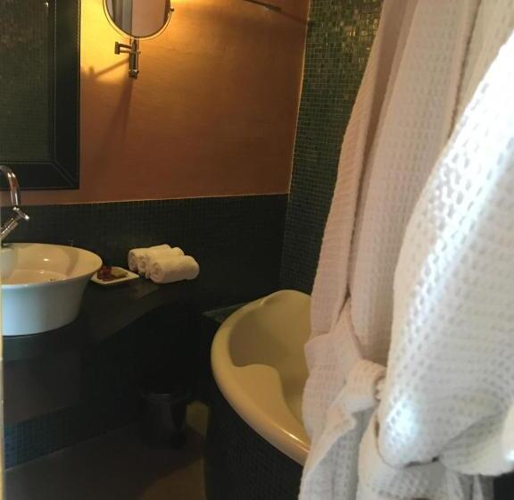 Люкс с Балконом, B&b Locanda Toscanini