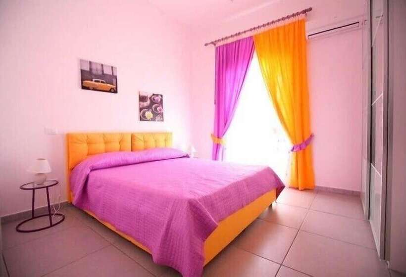 اتاق استاندارد, Megaride Santa Lucia