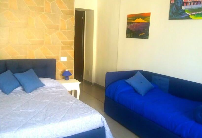 اتاق استاندارد, Megaride Santa Lucia