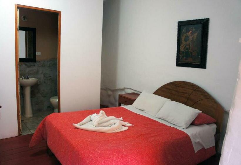 Quarto Estandar, Pirwa Backpackers Colonial