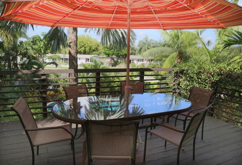Люкс 2 Спальни, The Cabanas Guesthouse & Spa   Gay Resort Catering To Gay Men