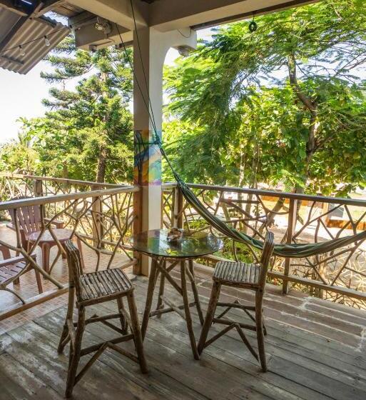 غرفة قياسية, The Sea Garden House