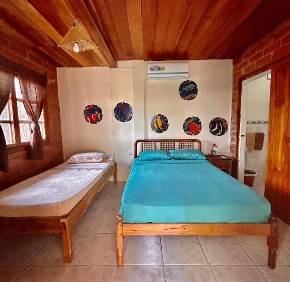 غرفة قياسية, The Sea Garden House