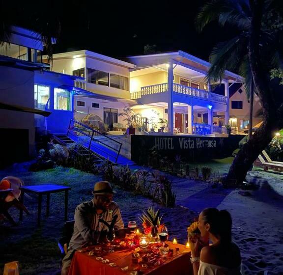 스탠다드 4인용 룸 바다전망, Beachfront Vista Hermosa
