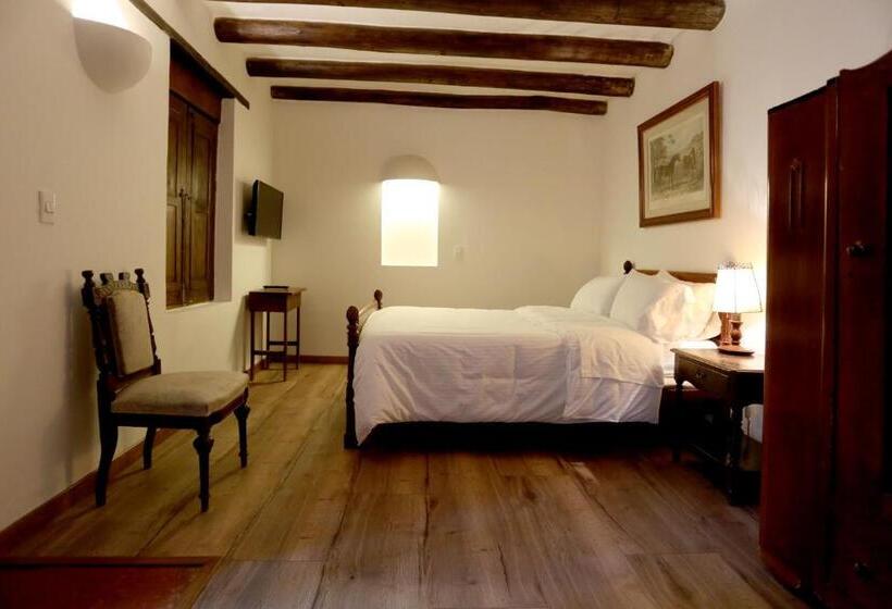 标准间, Plazuela De San Agustín