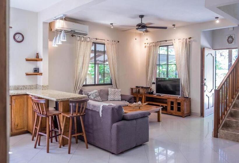 דירת שני חדרים, Zula Inn Apart
