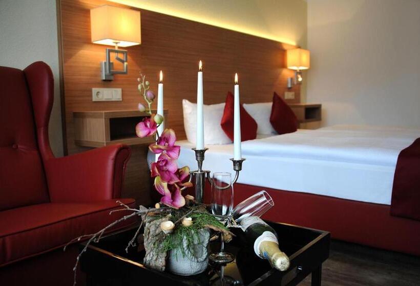 经济房, Parkhotel Forsthaus