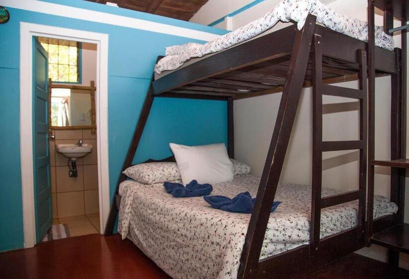 Семейный Номер Вид на Сад, Rustic Beach Front Hotel Brasilito