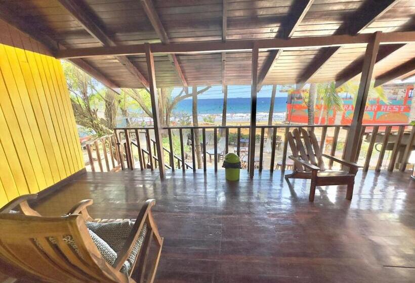 Номер Стандарт Вид на Море с Балконом, Rustic Beach Front Hotel Brasilito