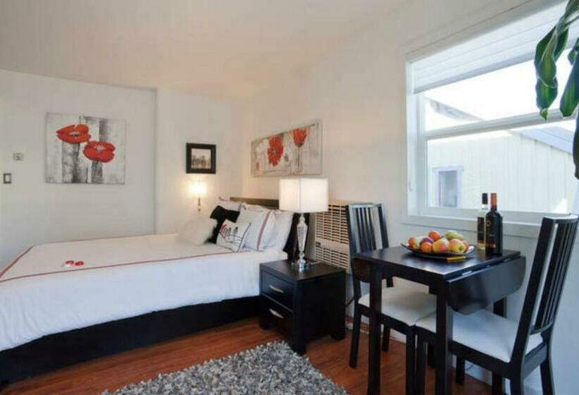 スタンダードルーム, A Float Home B&b In Fisherman’s Wharf