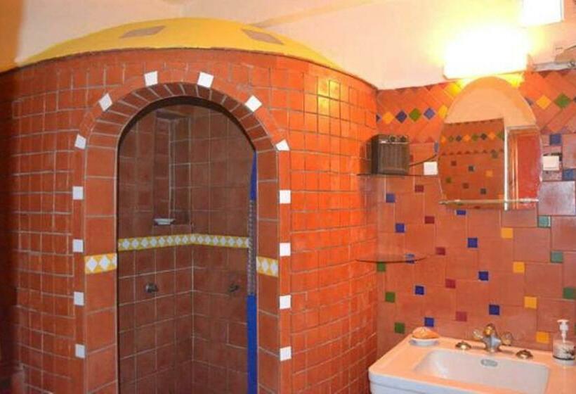 اتاق استاندارد چهار تخته, Maison D'hôtes Cité Portugaise
