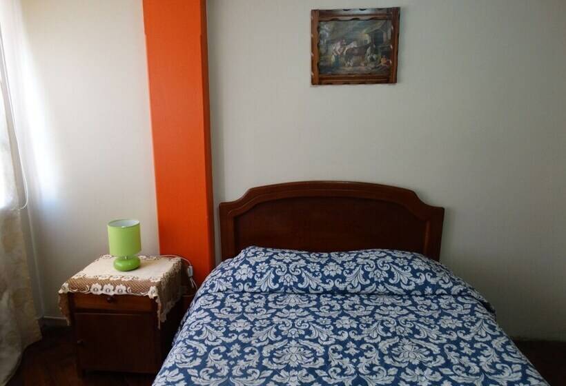 Номер Стандарт, Presidente Inn   Hostel